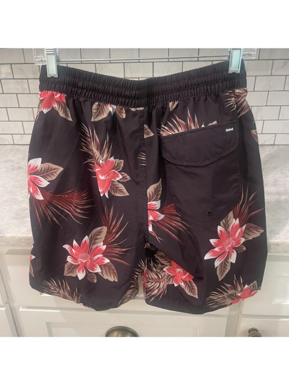 Hurley Swim Shorts Mens Small Black Floral Hawaiian Lined Pockets Quick Dry - Picture 6 of 12